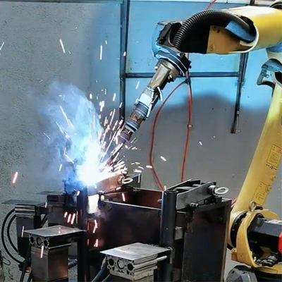 Robot wielding